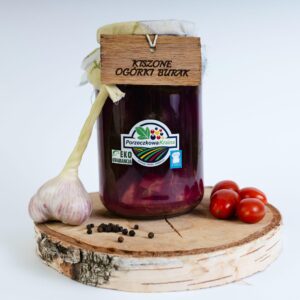 Ogórki kiszone z buraczkami